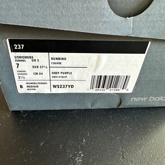 Women’s New Balance 237 - Picture 3 of 4